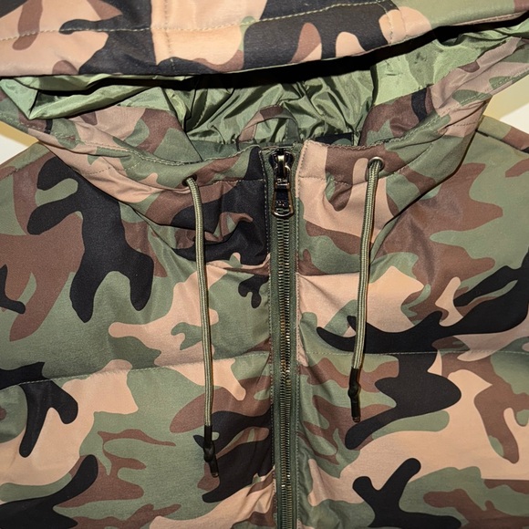 Jordan Craig Vintage Camo Puffer Vest - Picture 4 of 5